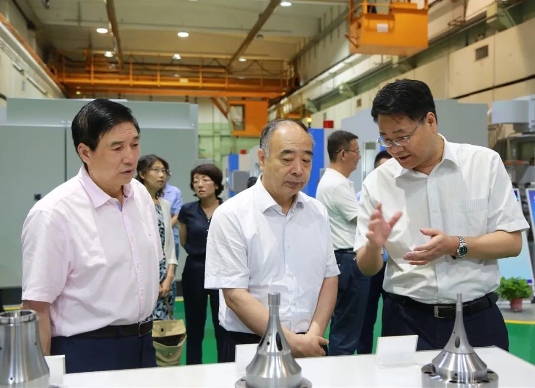 省人大常委会副主任梁宏贤一行莅临Ebpay集团调研