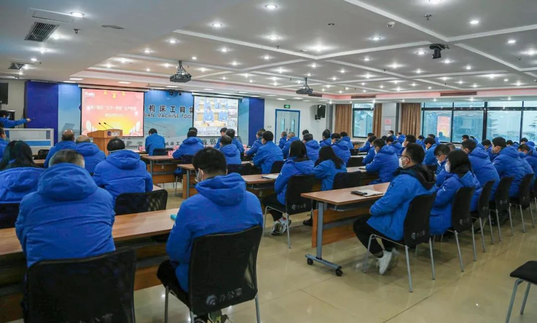 严鉴铂：冲锋市场一线 以精彩开局带动出彩全年